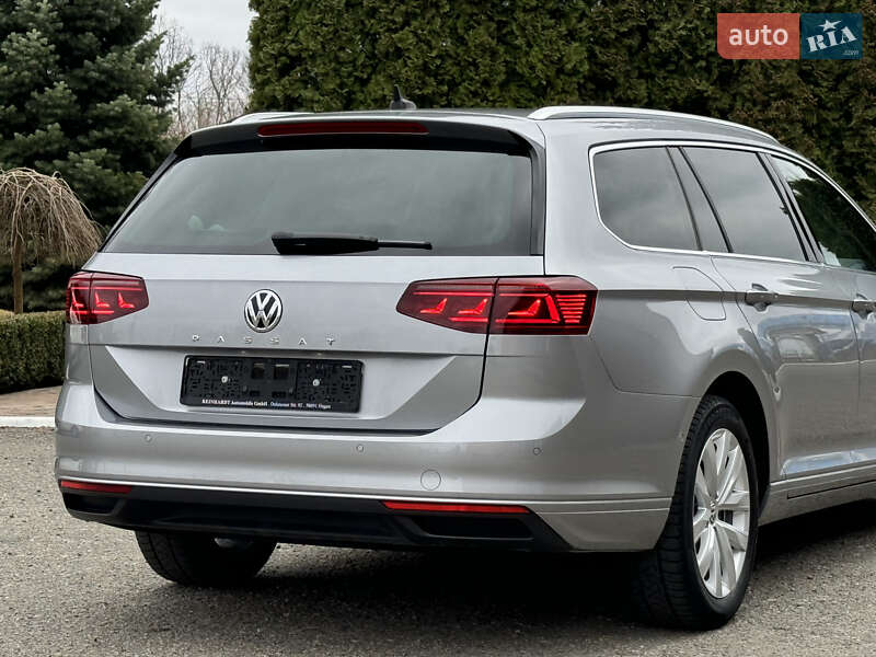 Універсал Volkswagen Passat 2019 в Києві фото 24 Універсал Volkswagen Passat 2019 в Києві