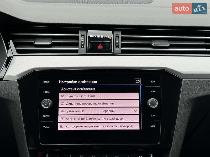 Універсал Volkswagen Passat 2019 в Києві фото 91 Універсал Volkswagen Passat 2019 в Києві