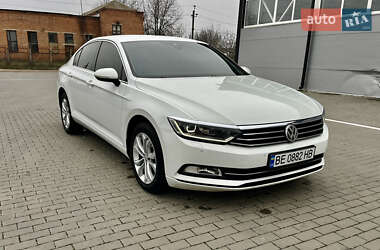 Седан Volkswagen Passat 2015 в Бершаді