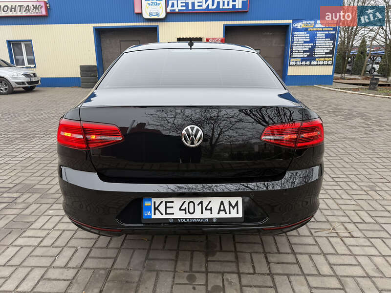 Седан Volkswagen Passat 2015 в Кривом Роге