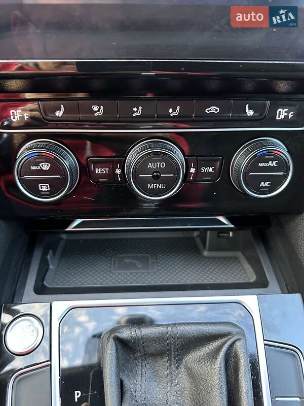 Универсал Volkswagen Passat 2019 в Стрые фото 65 Универсал Volkswagen Passat 2019 в Стрые