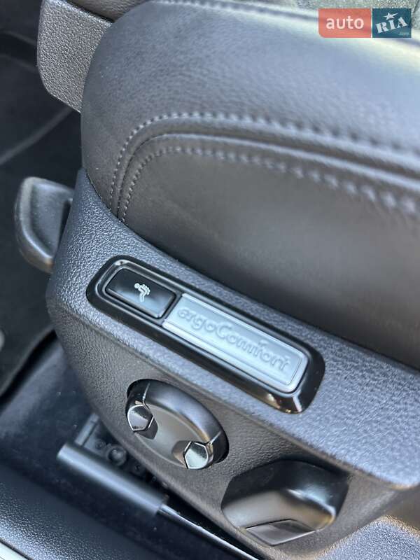 Универсал Volkswagen Passat 2019 в Стрые фото 93 Универсал Volkswagen Passat 2019 в Стрые