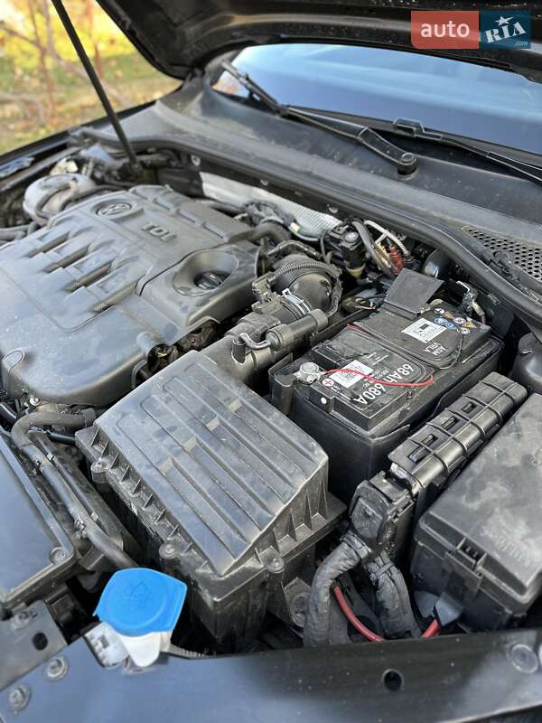 Универсал Volkswagen Passat 2019 в Стрые фото 140 Универсал Volkswagen Passat 2019 в Стрые