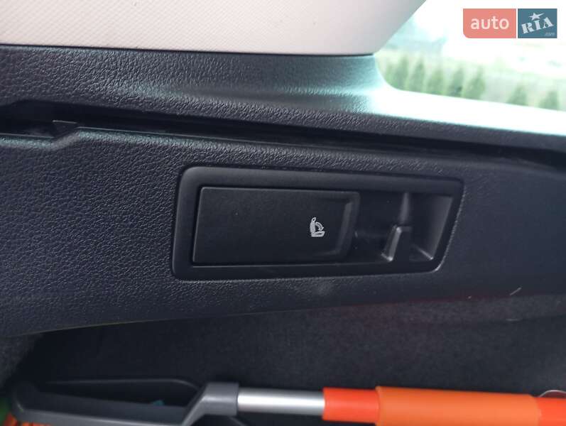 Универсал Volkswagen Passat 2017 в Золочеве фото 11 Универсал Volkswagen Passat 2017 в Золочеве