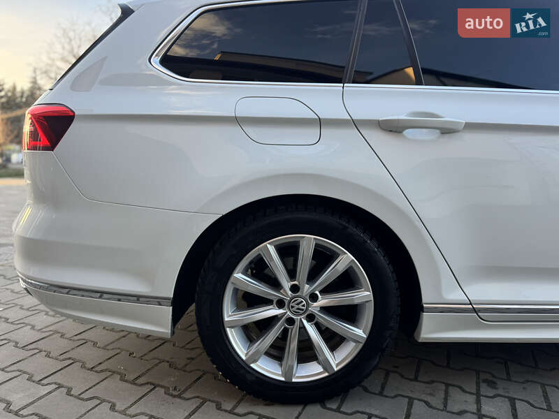 Универсал Volkswagen Passat 2017 в Луцке фото 31 Универсал Volkswagen Passat 2017 в Луцке