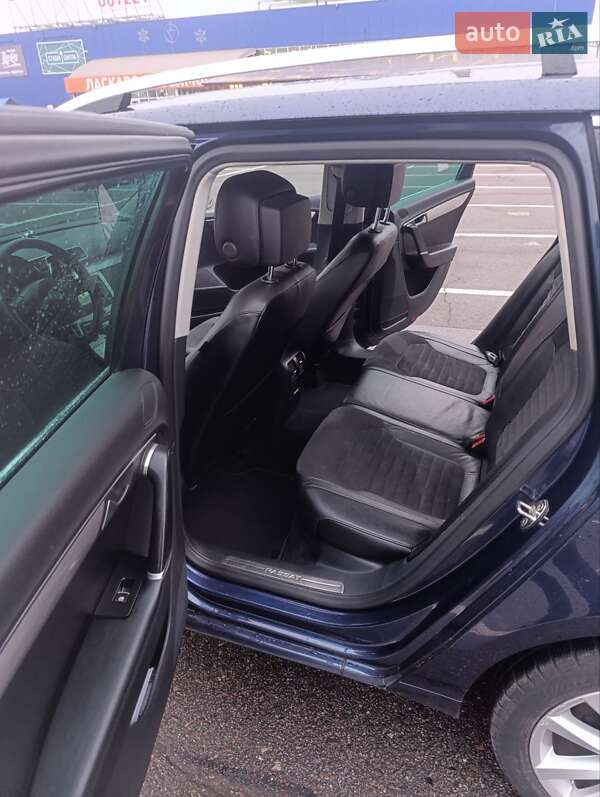 Універсал Volkswagen Passat 2012 в Львові фото 15 Універсал Volkswagen Passat 2012 в Львові