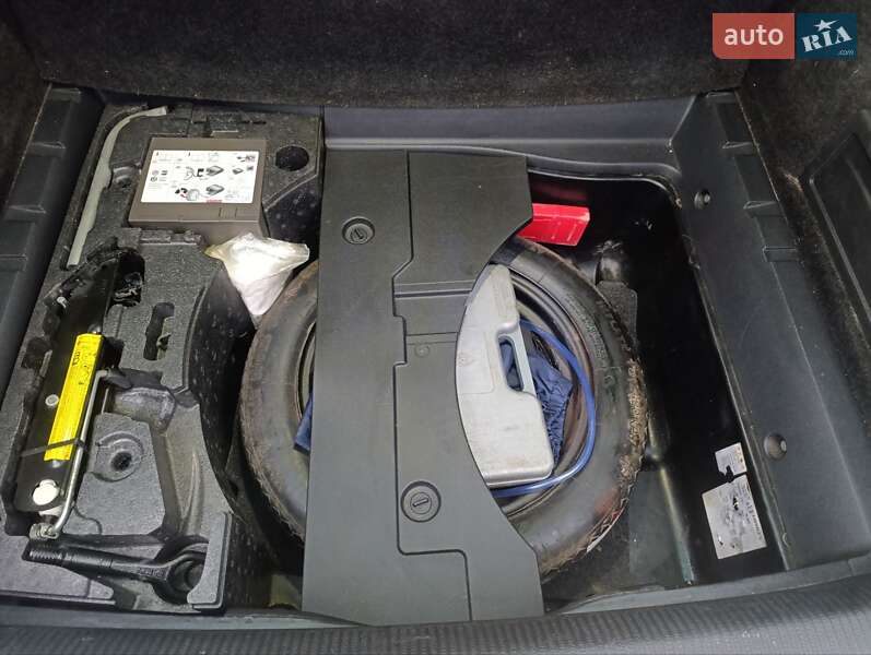 Універсал Volkswagen Passat 2012 в Львові фото 21 Універсал Volkswagen Passat 2012 в Львові