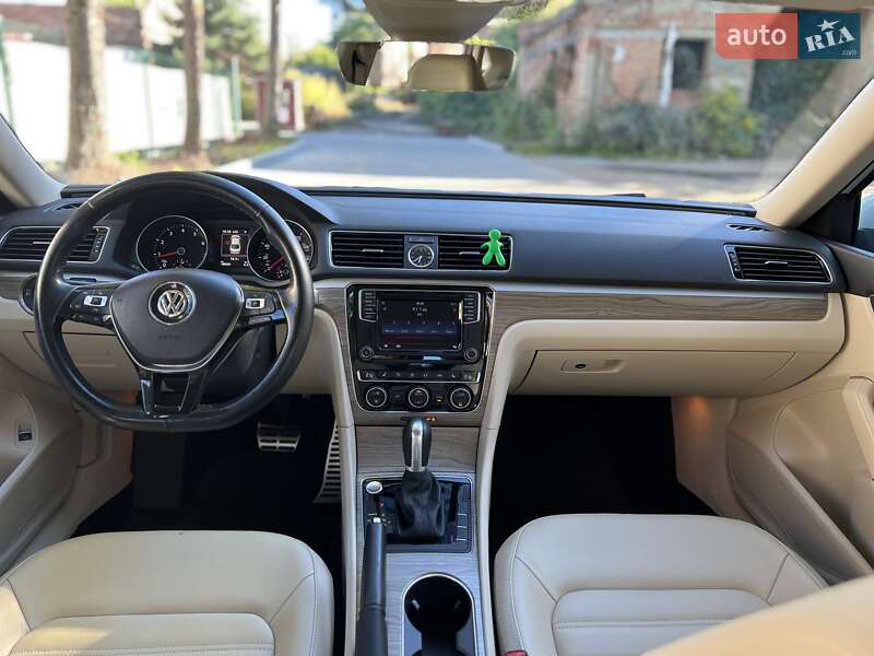 Седан Volkswagen Passat 2017 в Львове фото 17 Седан Volkswagen Passat 2017 в Львове