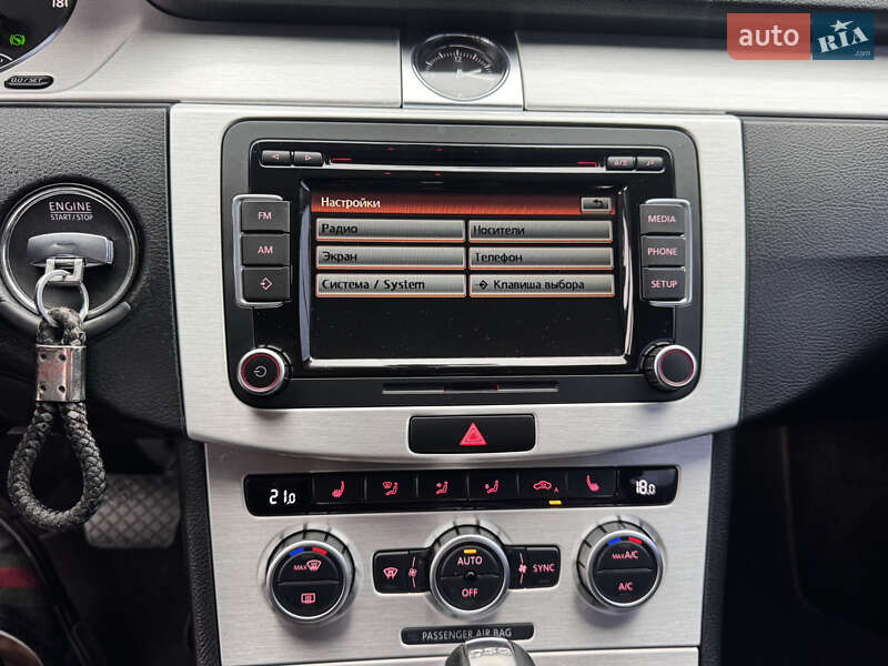 Седан Volkswagen Passat 2013 в Киеве