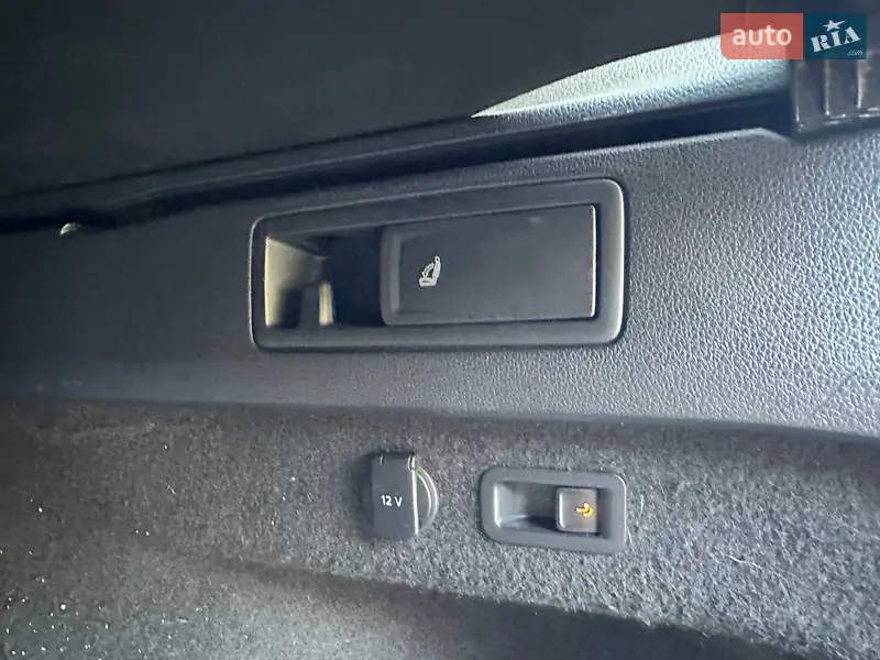 Volkswagen Passat 2015 VIN WVWZZZ3CZFP421493 фото оголошення 16 з 80
