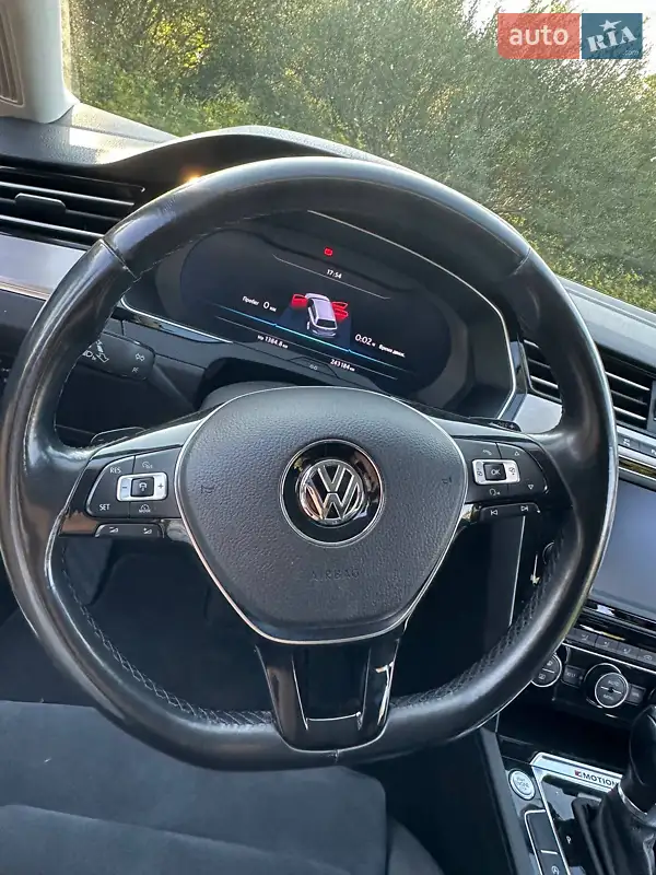 Volkswagen Passat 2015 VIN WVWZZZ3CZFP421493 фото оголошення 25 з 80