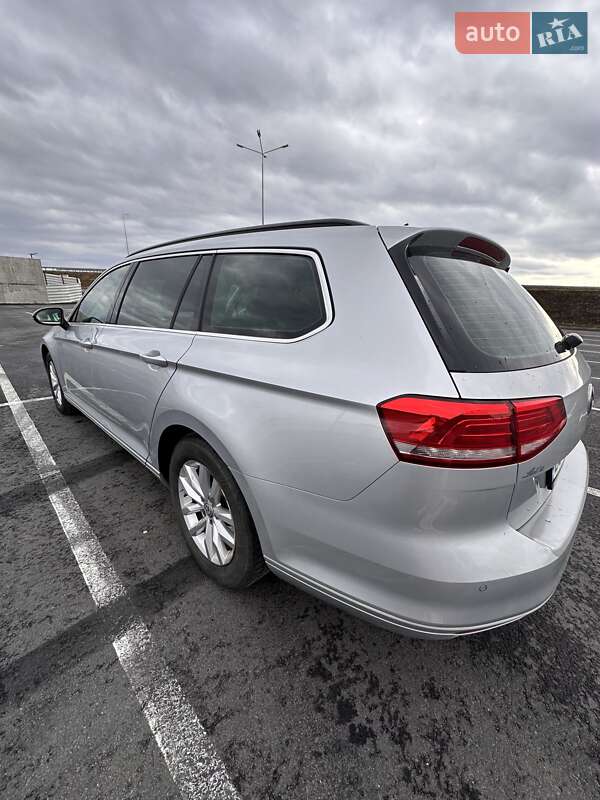 Универсал Volkswagen Passat 2016 в Львове