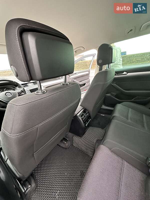 Универсал Volkswagen Passat 2016 в Львове