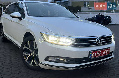 Універсал Volkswagen Passat 2016 в Рівному
