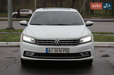 Седан Volkswagen Passat 2017 в Харькове