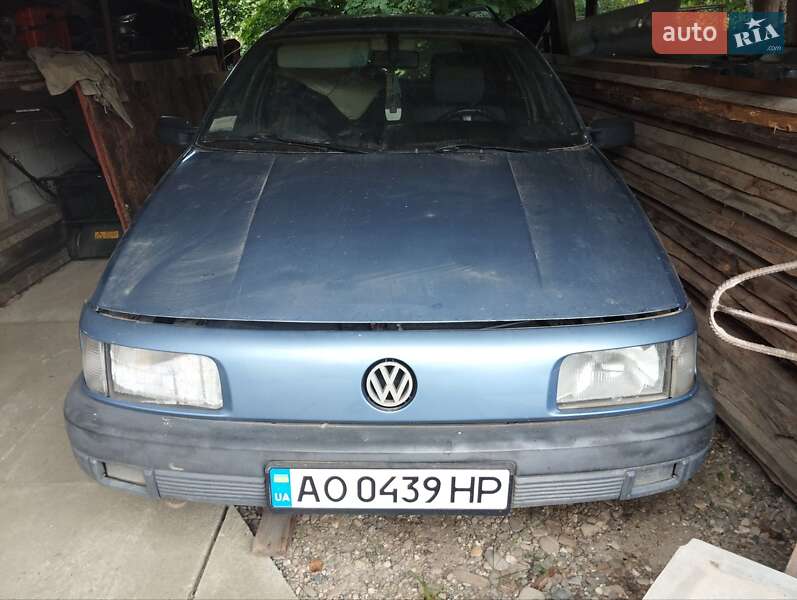 Volkswagen Passat 1992