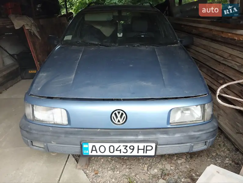 Volkswagen Passat 1992