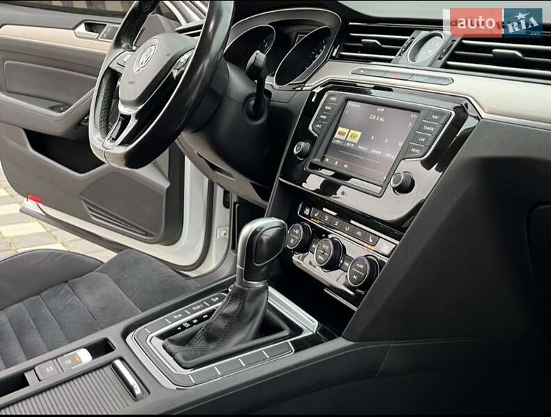 Седан Volkswagen Passat 2016 в Стрию фото 11 Седан Volkswagen Passat 2016 в Стрию