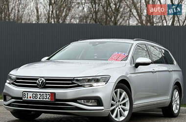 Универсал Volkswagen Passat 2022 в Львове