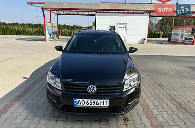 Универсал Volkswagen Passat 2012 в Ужгороде