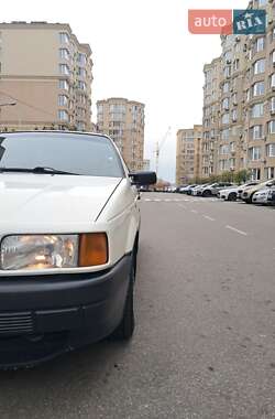 Седан Volkswagen Passat 1991 в Києві