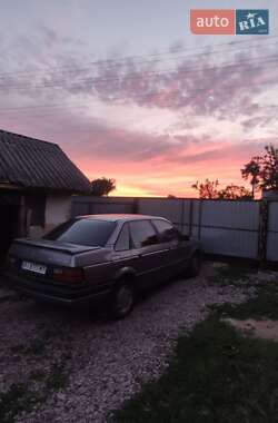 Седан Volkswagen Passat 1992 в Переяславе