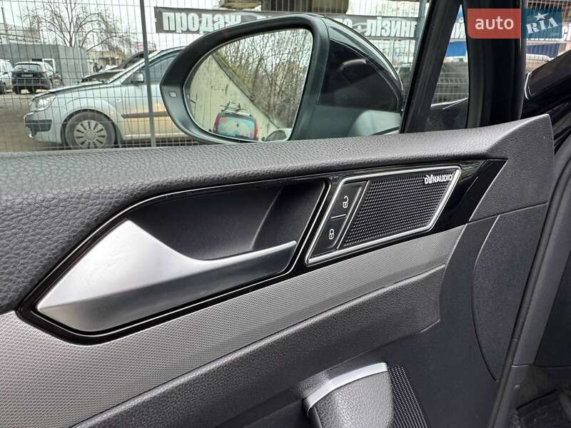 Универсал Volkswagen Passat 2017 в Днепре фото 19 Универсал Volkswagen Passat 2017 в Днепре
