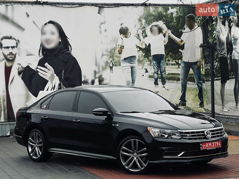 Седан Volkswagen Passat 2018 в Одессе