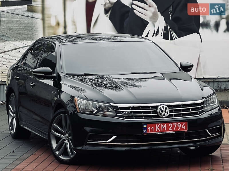 Седан Volkswagen Passat 2018 в Одессе
