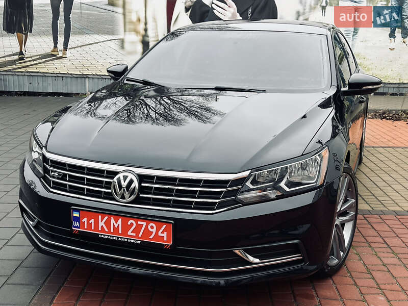 Седан Volkswagen Passat 2018 в Одессе