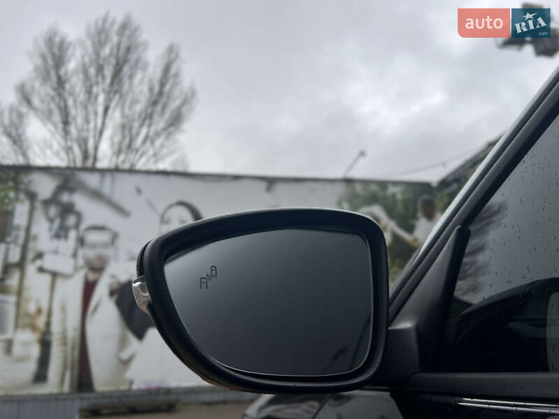 Седан Volkswagen Passat 2018 в Одессе