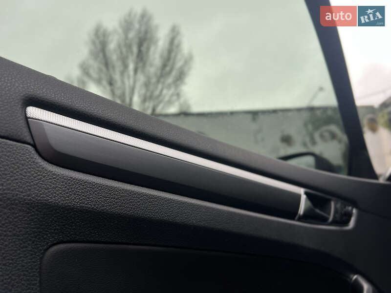 Седан Volkswagen Passat 2018 в Одессе