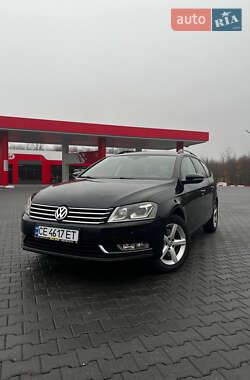 Універсал Volkswagen Passat 2011 в Чернівцях