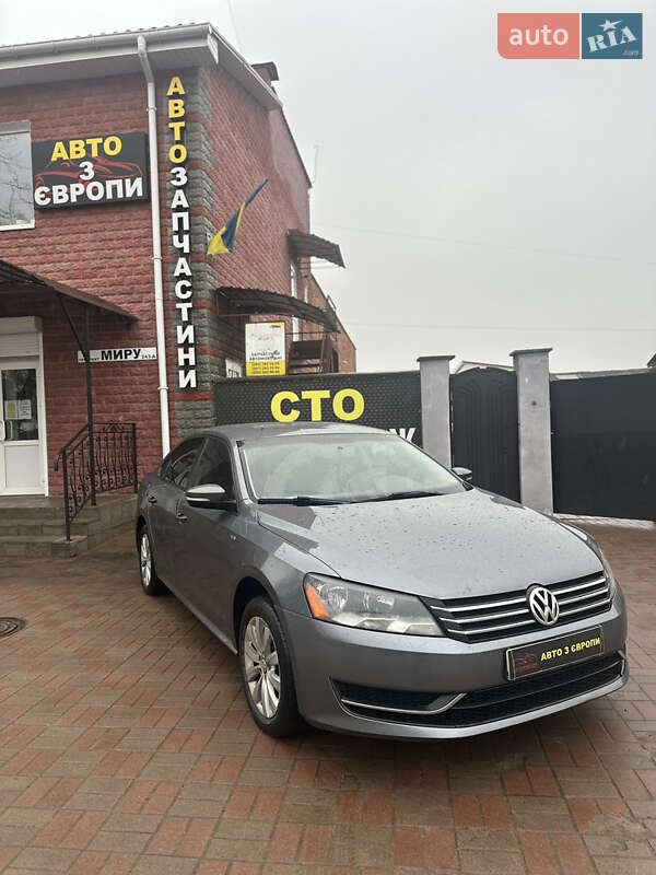 Седан Volkswagen Passat 2014 в Чернигове