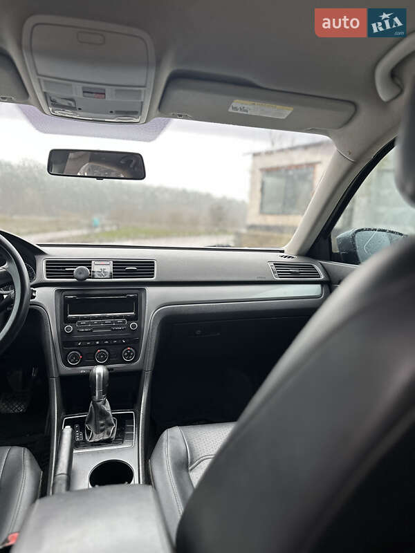 Седан Volkswagen Passat 2014 в Чернигове