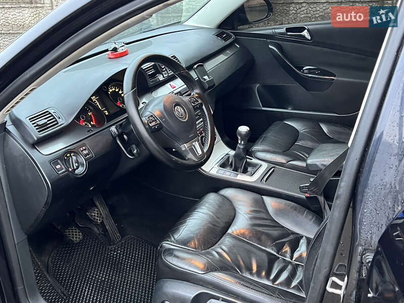 Седан Volkswagen Passat 2009 в Чернівцях фото 21 Седан Volkswagen Passat 2009 в Чернівцях