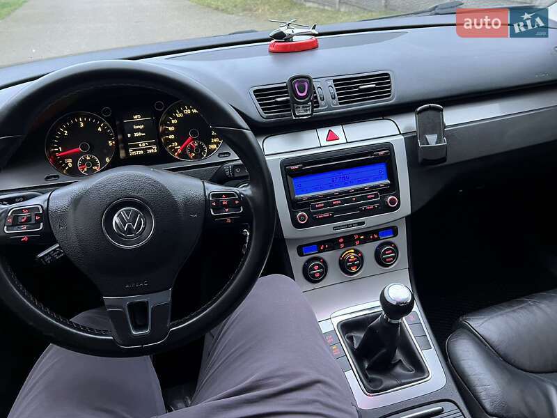 Седан Volkswagen Passat 2009 в Чернівцях фото 23 Седан Volkswagen Passat 2009 в Чернівцях