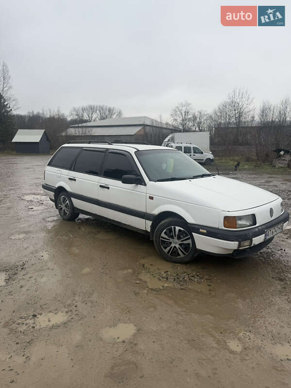 Универсал Volkswagen Passat 1990 в Ивано-Франковске