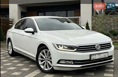 Седан Volkswagen Passat 2016 в Стрию