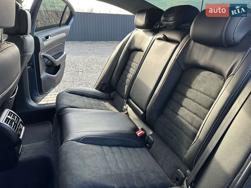 Седан Volkswagen Passat 2016 в Береговому фото 19 Седан Volkswagen Passat 2016 в Береговому
