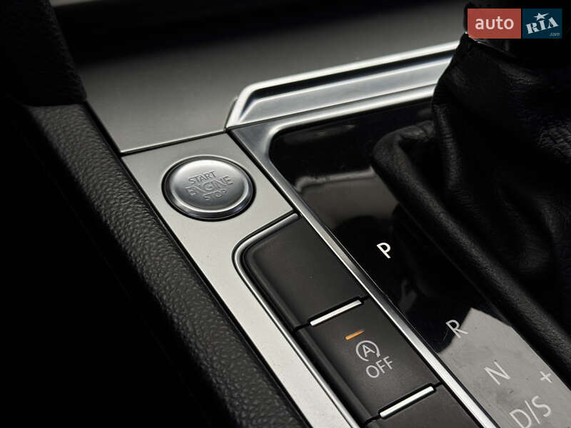 Седан Volkswagen Passat 2015 в Звягеле фото 22 Седан Volkswagen Passat 2015 в Звягеле