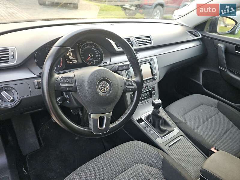 Седан Volkswagen Passat 2012 в Стрые фото 26 Седан Volkswagen Passat 2012 в Стрые