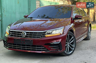Седан Volkswagen Passat 2017 в Херсоні