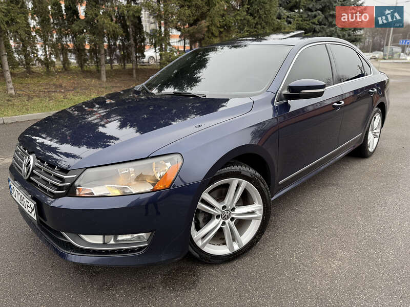 Седан Volkswagen Passat 2014 в Тернополе