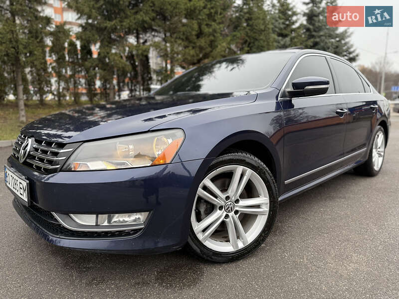 Седан Volkswagen Passat 2014 в Тернополе
