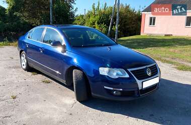 Седан Volkswagen Passat 2008 в Миргороде