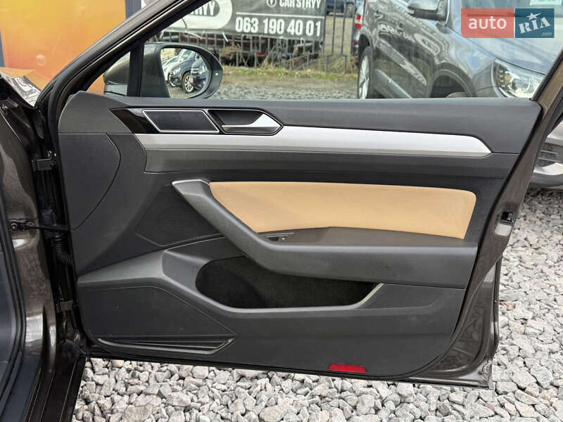 Універсал Volkswagen Passat 2015 в Стрию фото 34 Універсал Volkswagen Passat 2015 в Стрию