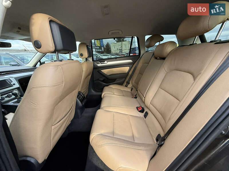 Універсал Volkswagen Passat 2015 в Стрию фото 44 Універсал Volkswagen Passat 2015 в Стрию