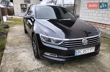 Універсал Volkswagen Passat 2015 в Львові