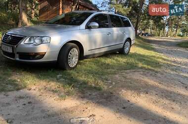 Універсал Volkswagen Passat 2006 в Києві